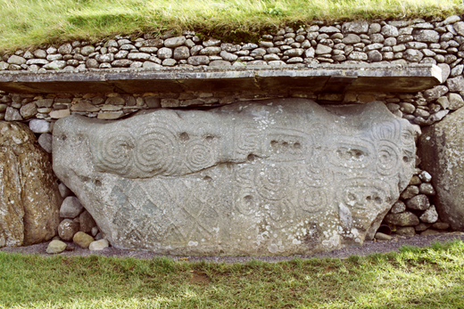 Newgrange_sm_32